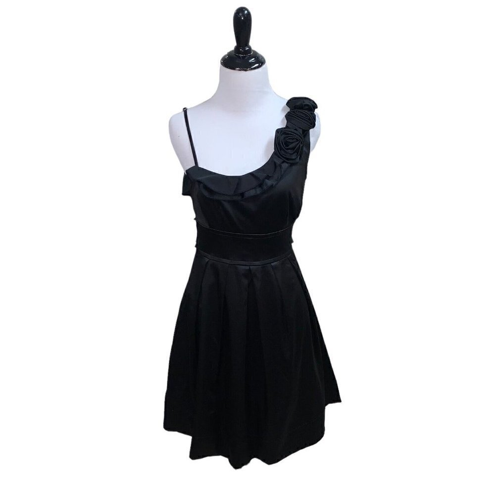 Speechless Women's One Shoulder Dress Size Jr 7 NWT Satin Black Floral Applique